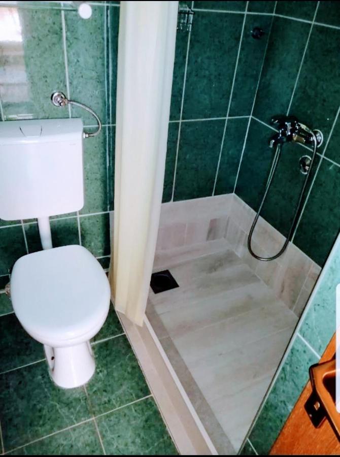 Apartmani Laguna Gradac  Bagian luar foto