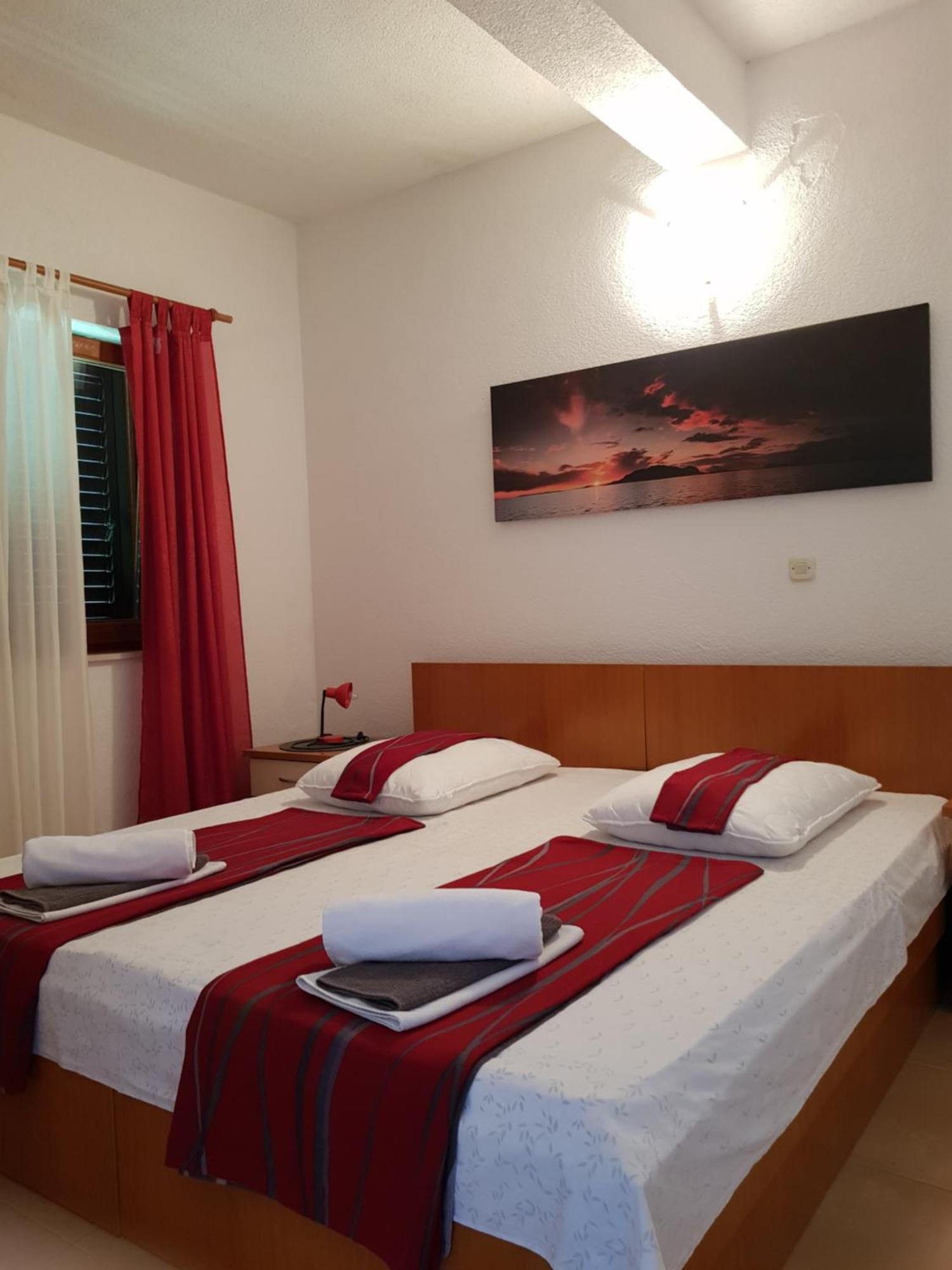 Apartmani Laguna Gradac  Bagian luar foto
